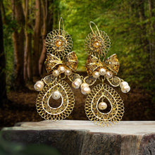 Load image into Gallery viewer, Earring Jardín
