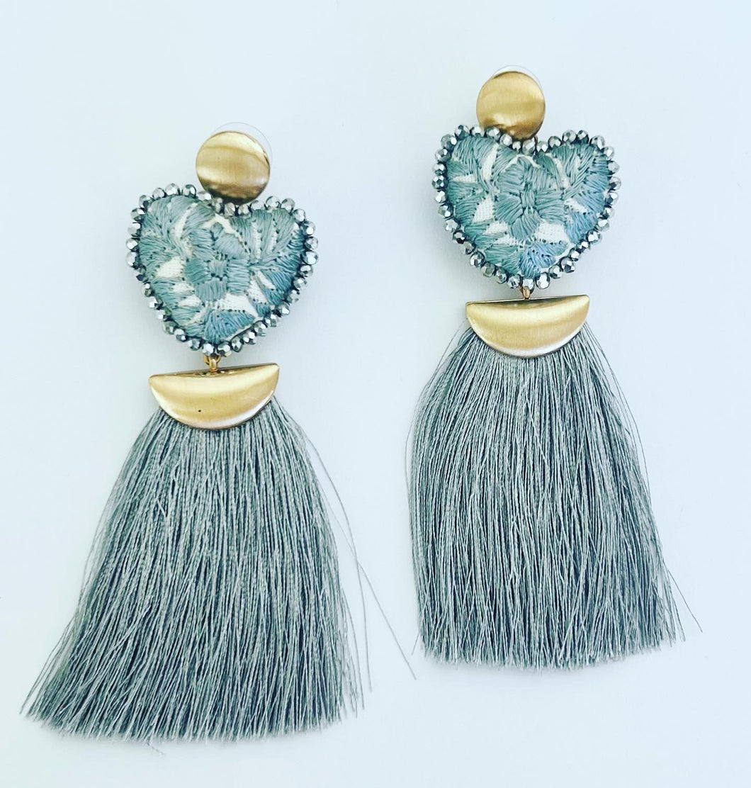 Earring Gray