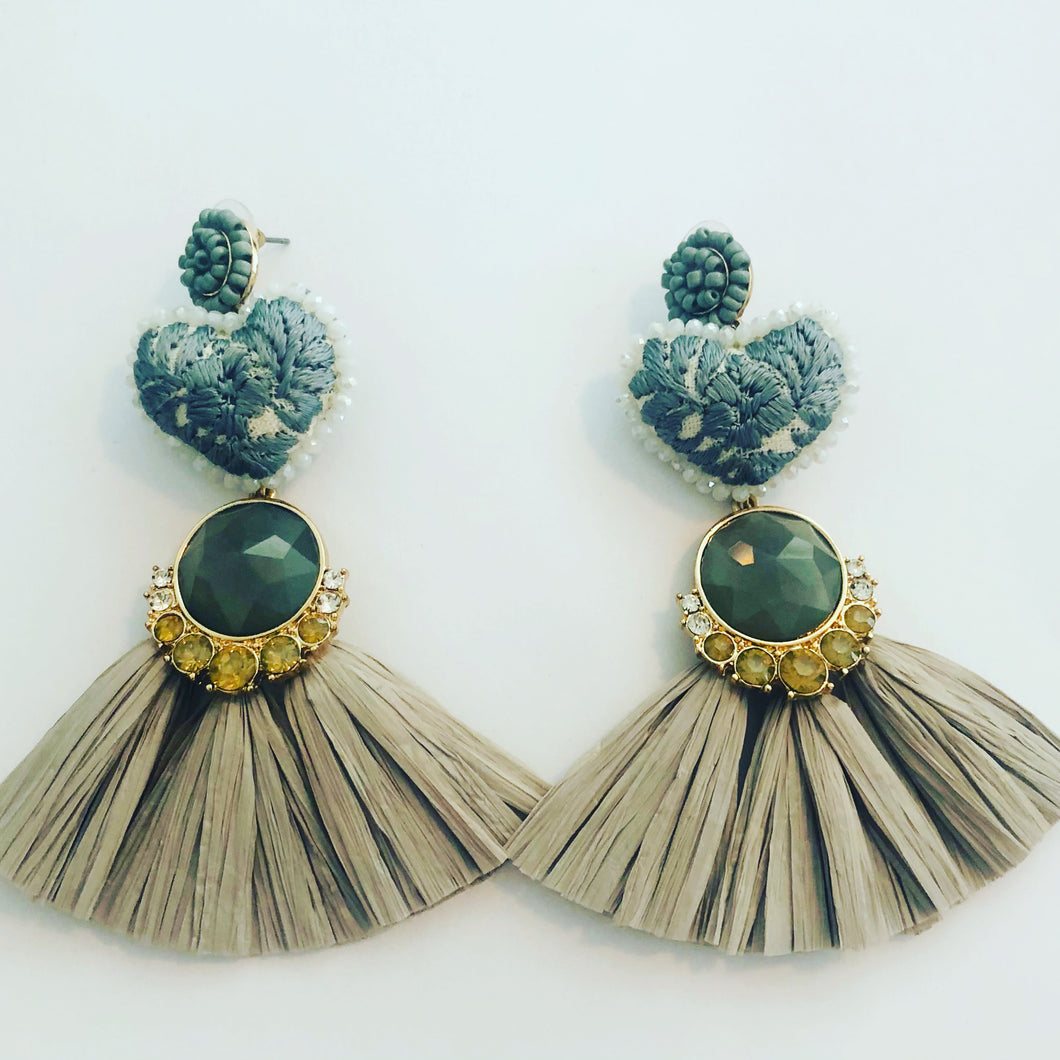 Earring Gray